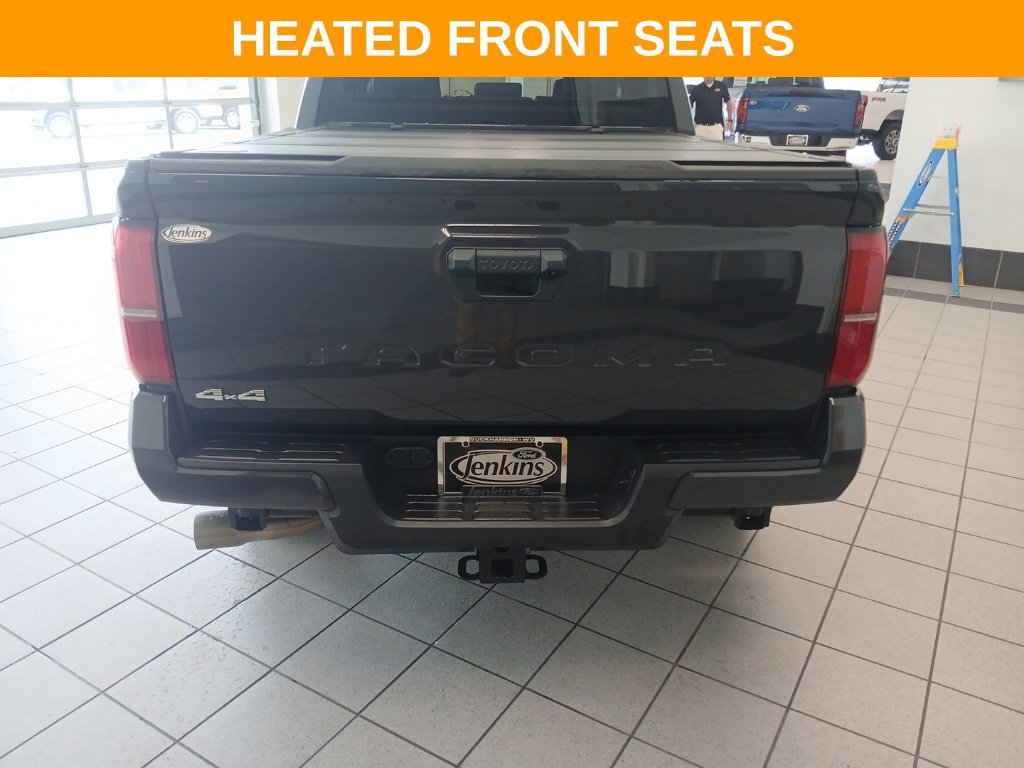 Used 2024 Toyota Tacoma SR5 AWD/4WD image 12
