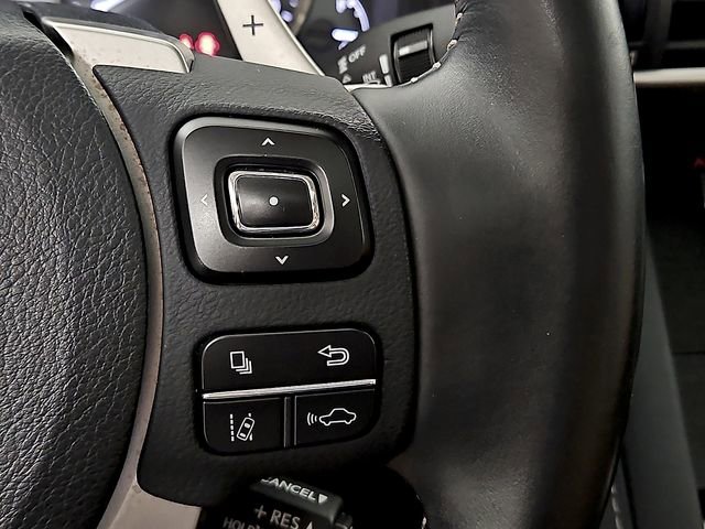 Used 2018 Lexus IS 300 w/ Premium Package RWD image 23