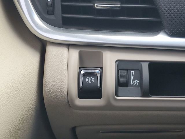 Certified 2018 Cadillac XTS Luxury image 18