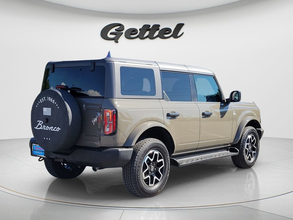 Used 2025 Ford Bronco Outer Banks AWD/4WD image 4