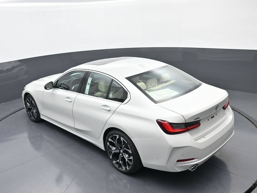 New 2026 BMW 330i xDrive Sedan w/ Premium Package AWD/4WD image 34