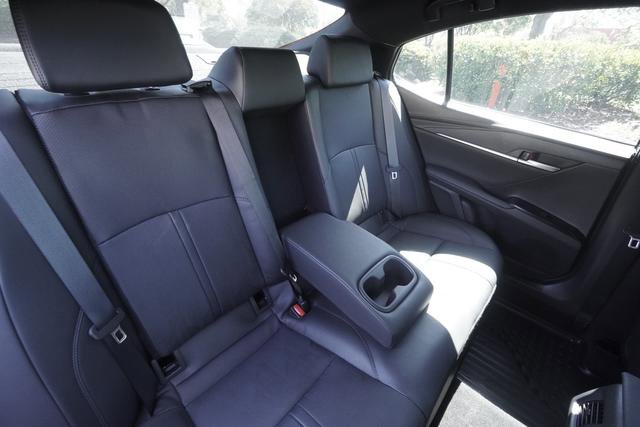 Used 2025 Toyota Camry XSE FWD image 28