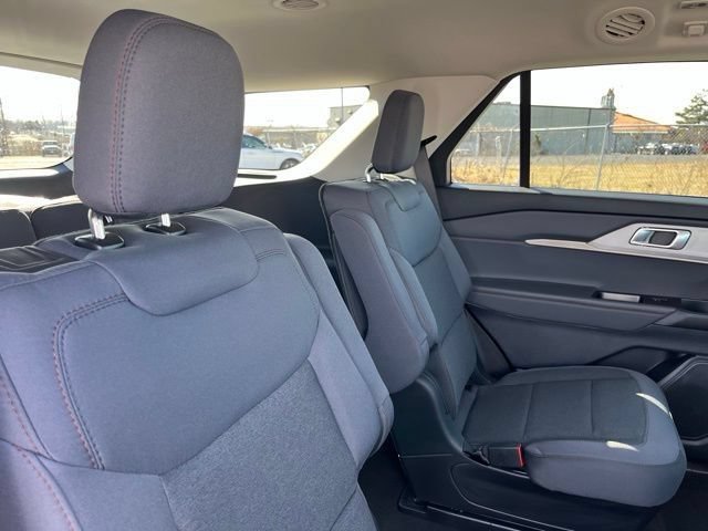 New 2026 Ford Explorer Active AWD/4WD image 16