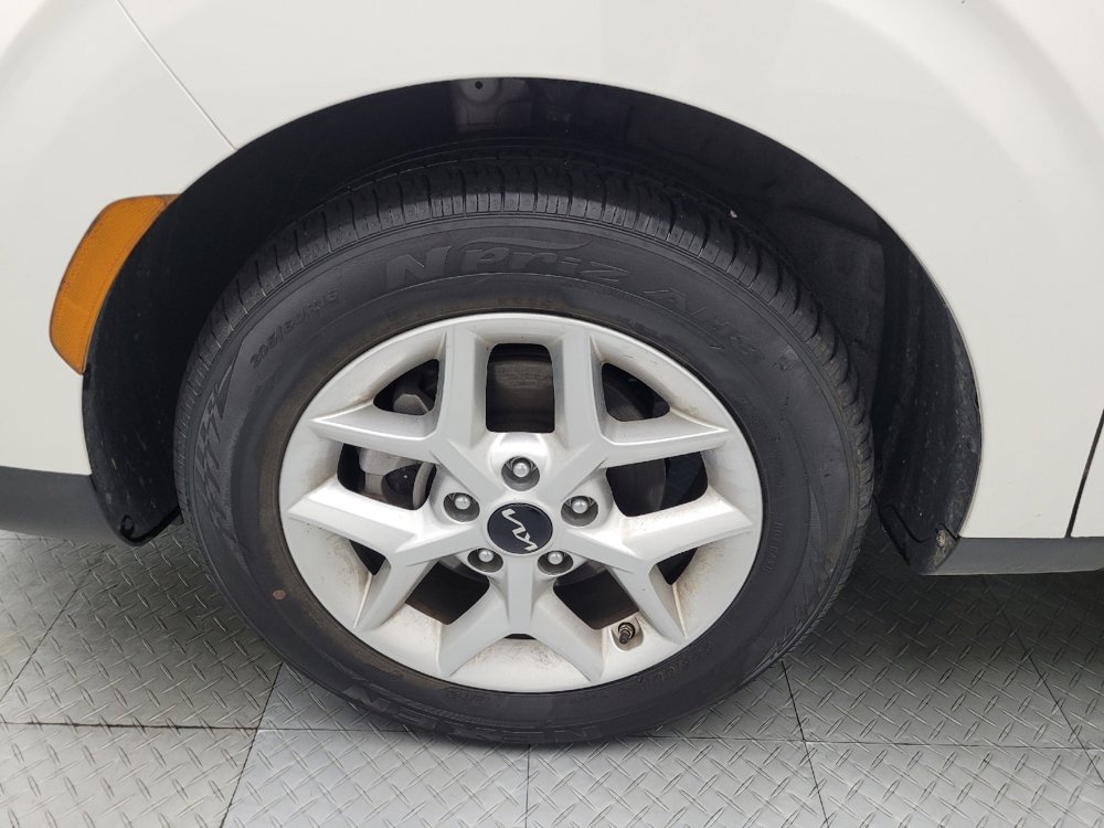 Used 2024 Kia Soul LX w/ Option Group 015 image 31