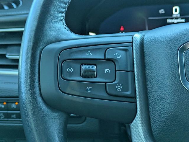 Used 2023 GMC Yukon XL Denali w/ Advanced Technology Package AWD/4WD image 30