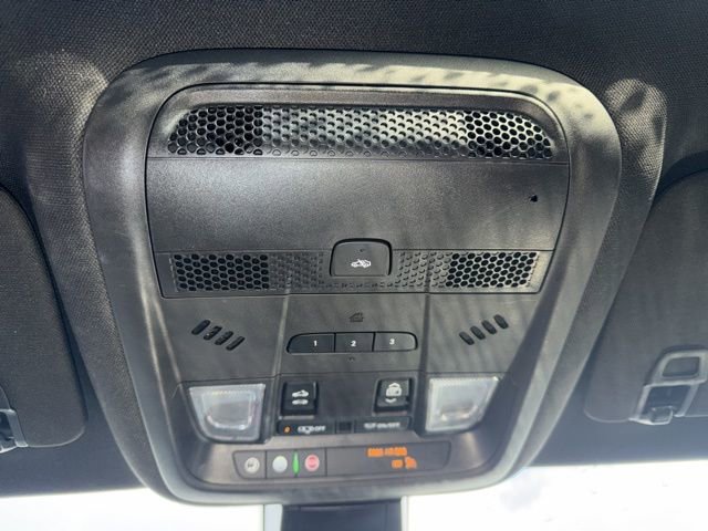 Used 2020 Cadillac XT6 Premium Luxury image 24