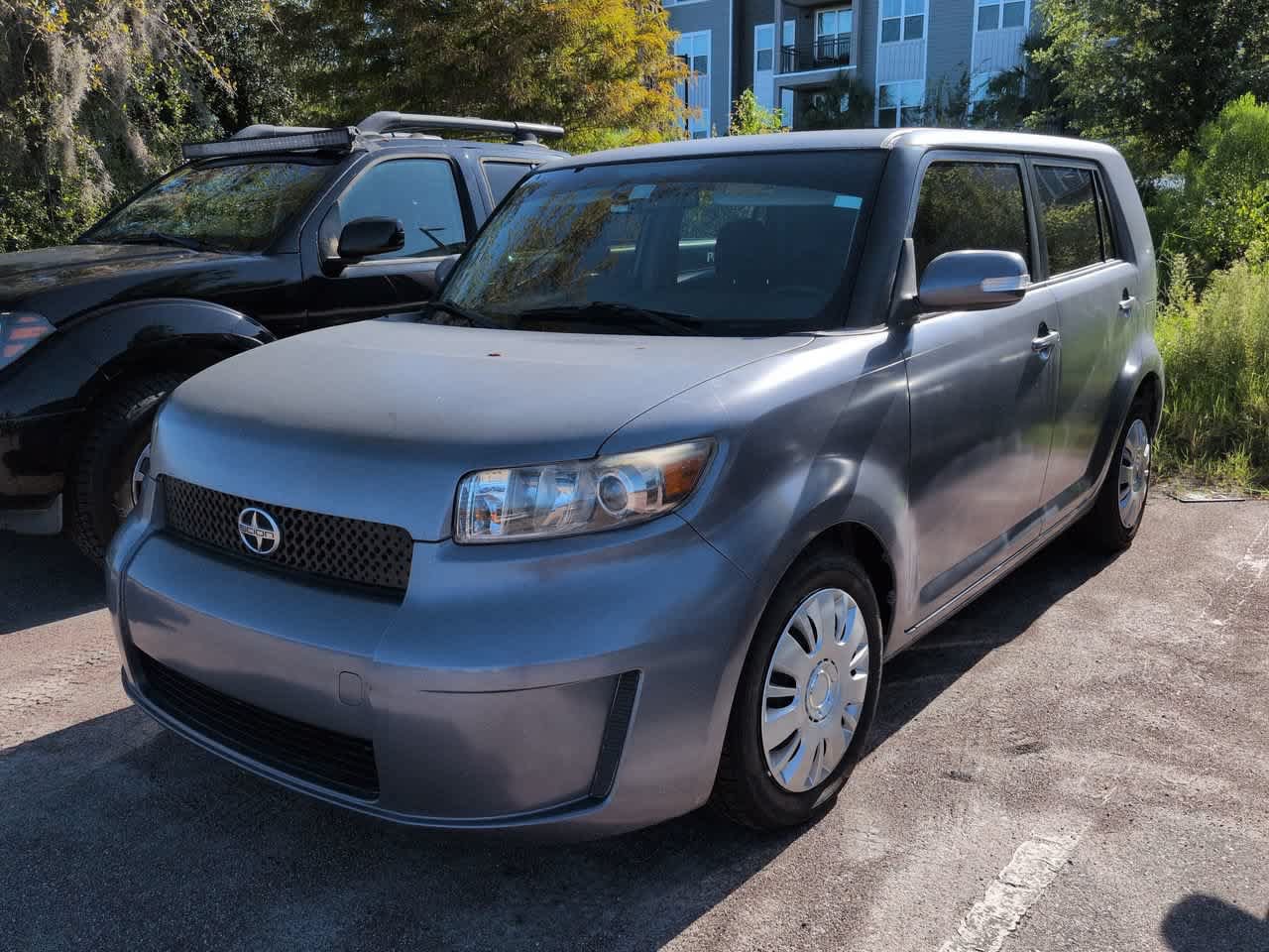 Used 2009 Scion xB FWD image 2