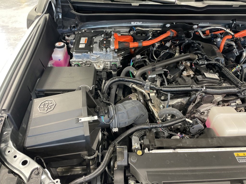 Used 2025 Toyota Tacoma 4x4 Double Cab Hybrid image 36