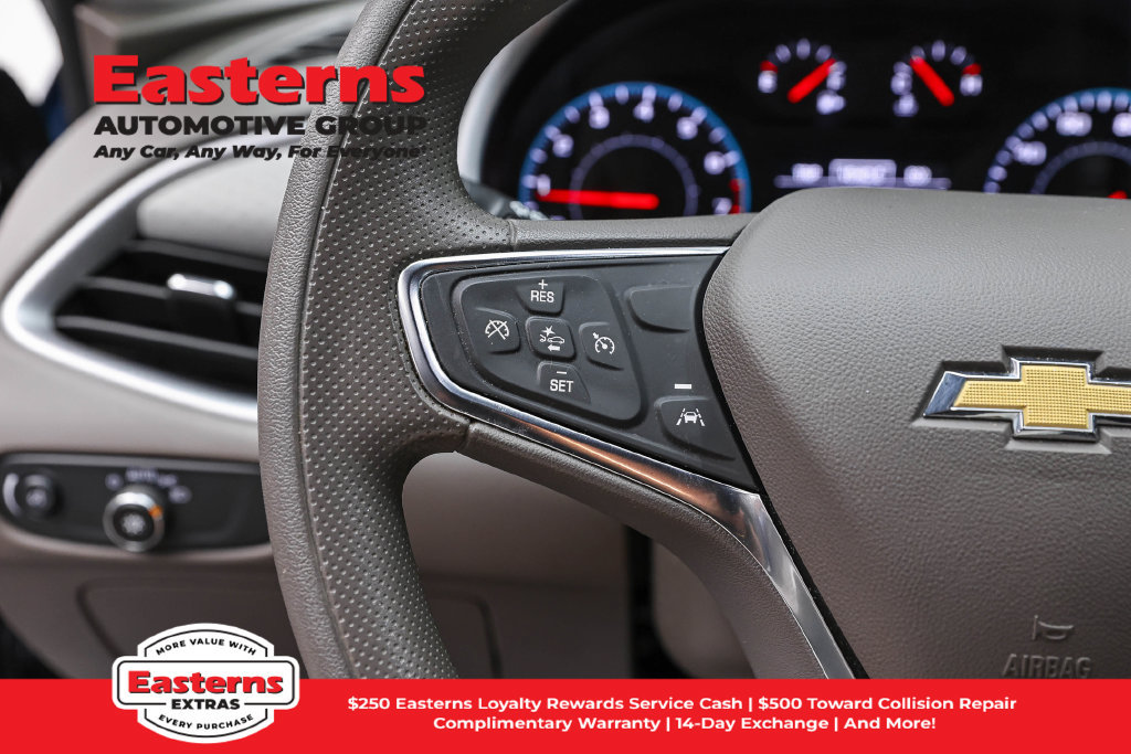 Used 2025 Chevrolet Malibu LT FWD image 16