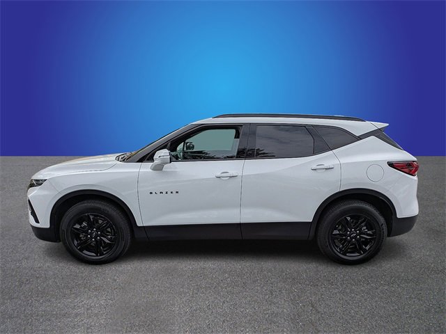 Used 2021 Chevrolet Blazer LT image 2