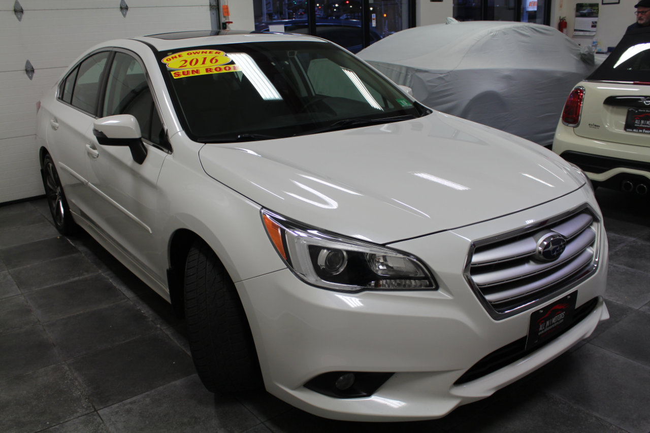 Used 2016 Subaru Legacy 2.5i Limited image 3