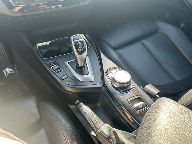 Used 2020 BMW 230i xDrive Convertible AWD/4WD image 17