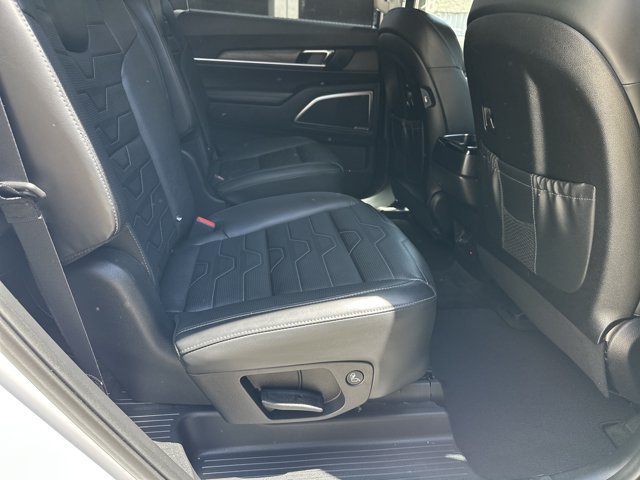 Certified 2021 Kia Telluride SX w/ SX Prestige Package AWD/4WD image 17