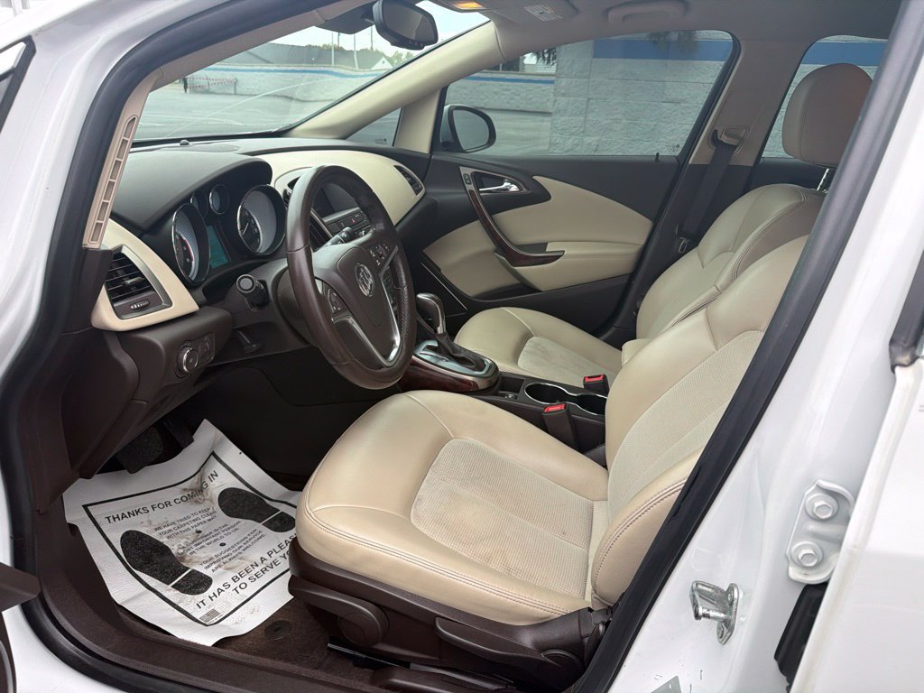 Used 2014 Buick Verano FWD image 16