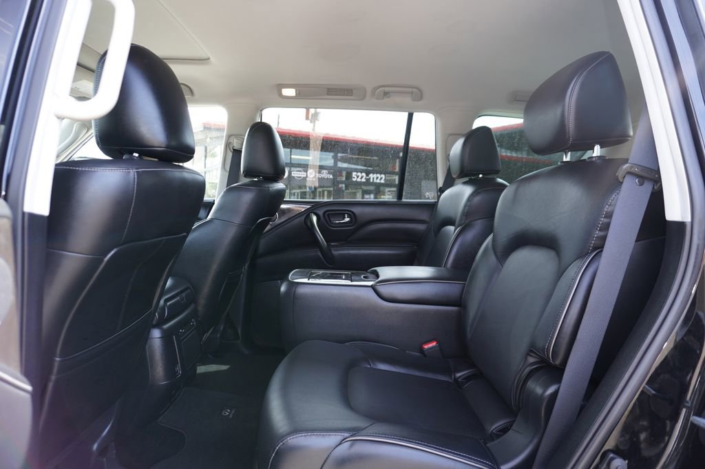 Used 2023 INFINITI QX80 Luxe w/ Cargo Package RWD image 29
