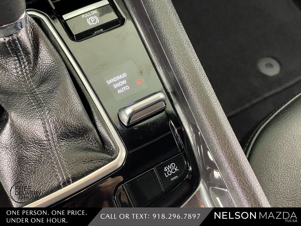 Used 2025 Jeep Compass Latitude image 36