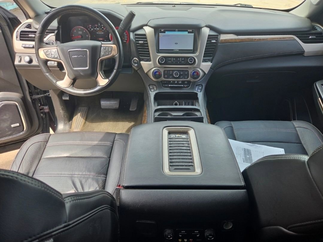 Used 2016 GMC Yukon XL Denali w/ Open Road Package AWD/4WD image 8