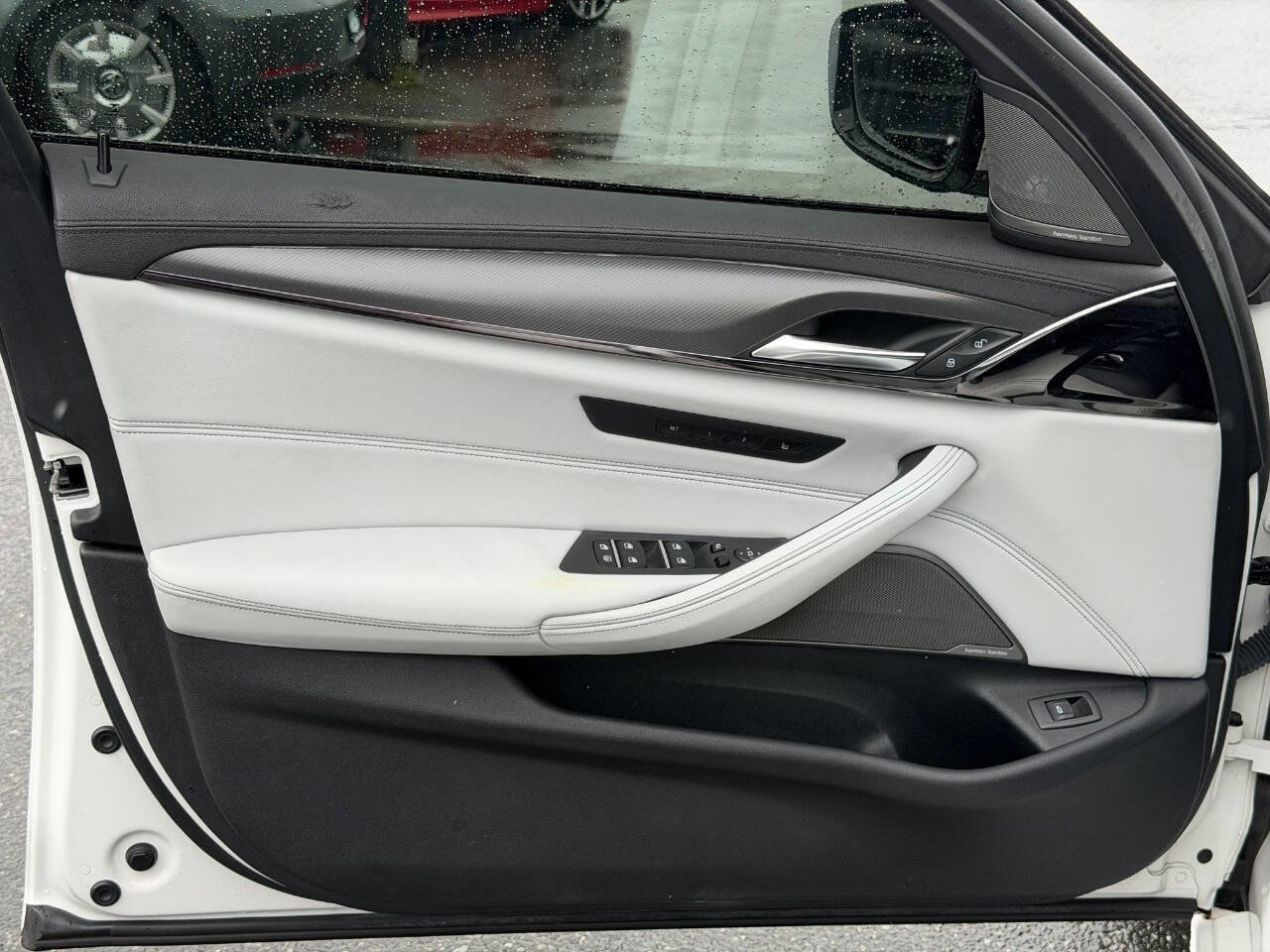 Used 2018 BMW M5 w/ Executive Package image 38