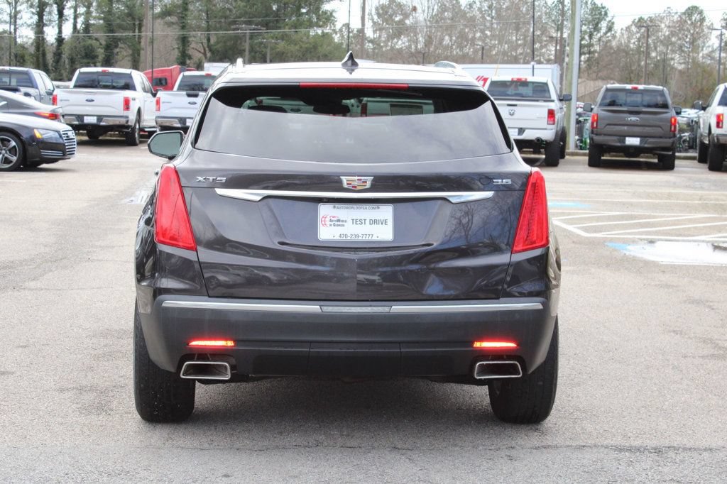 Used 2018 Cadillac XT5 Luxury w/ Driver Awareness Package FWD image 7