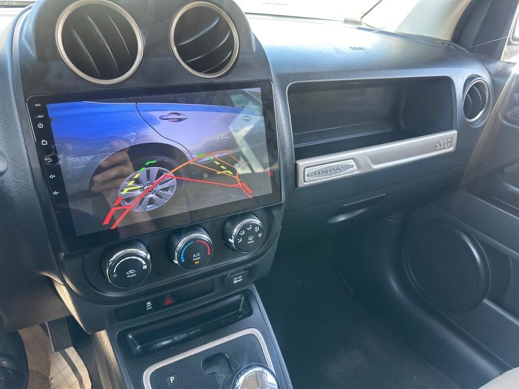 Used 2016 Jeep Compass 75th Anniversary w/ Power Value Group image 17