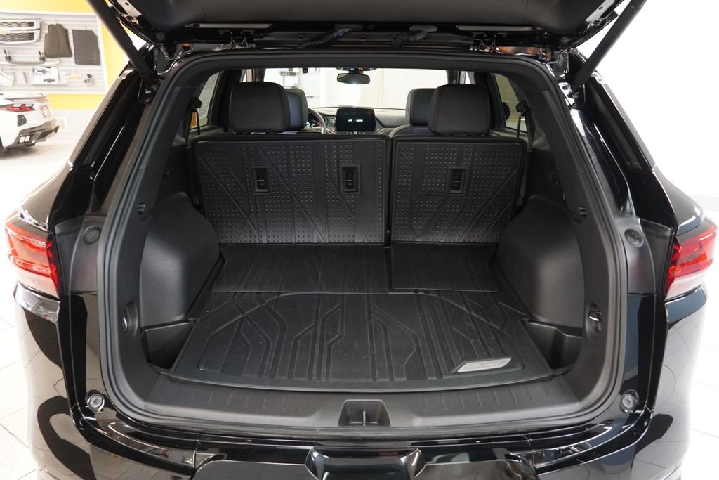 Used 2025 Chevrolet Blazer RS w/ LPO, Floor Liner Package AWD/4WD image 14