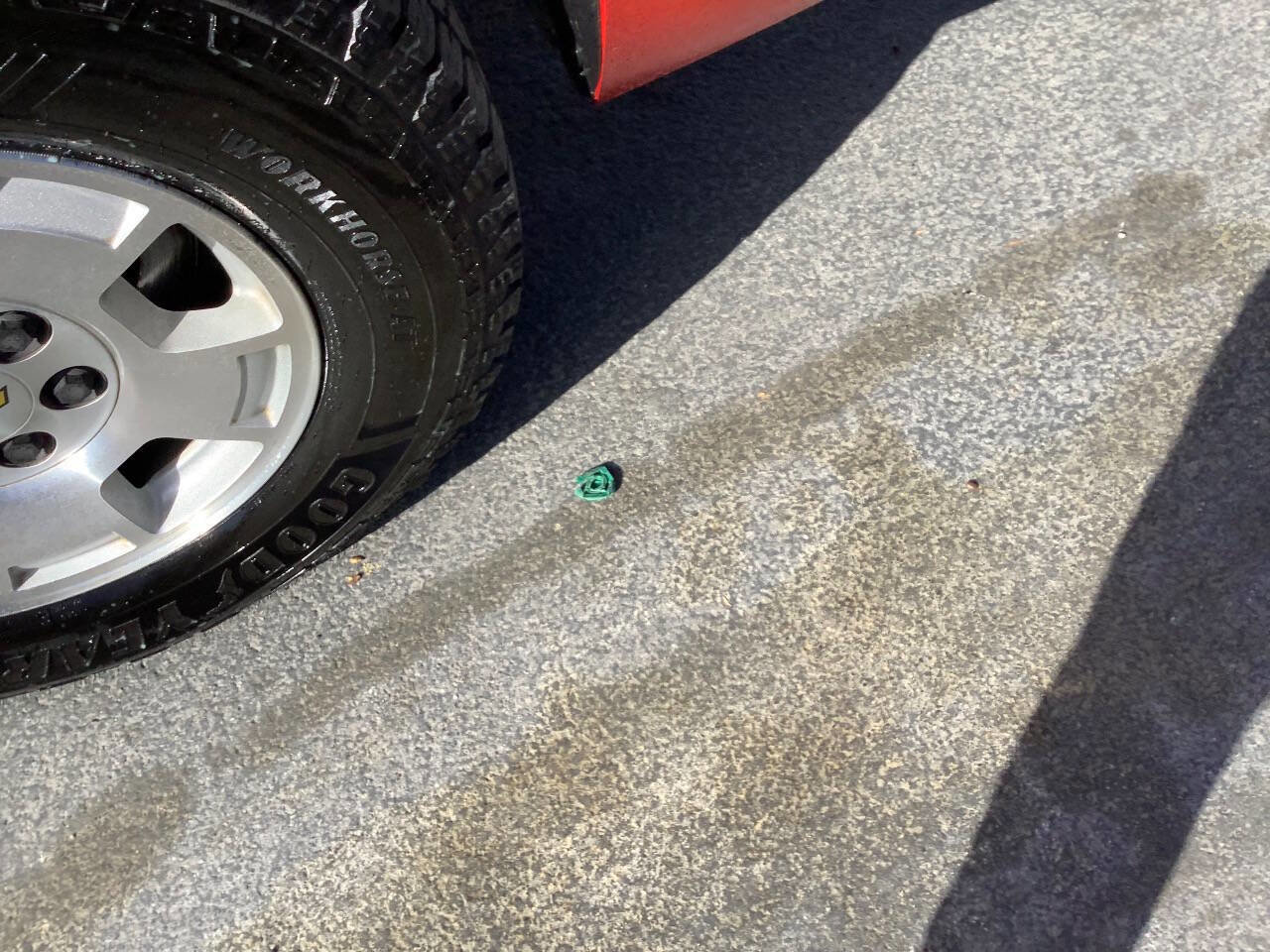 Used 2013 Chevrolet Suburban LS image 21