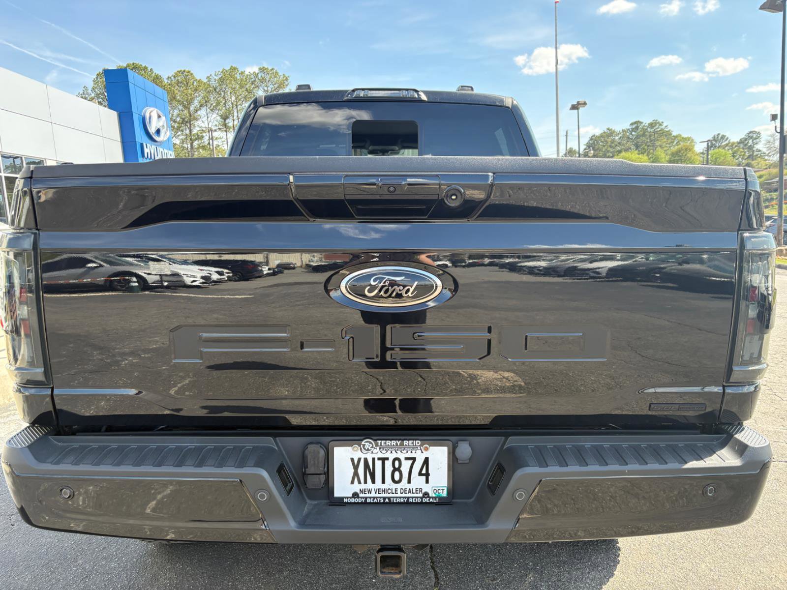 Used 2022 Ford F150 XLT w/ Equipment Group 302A High image 8