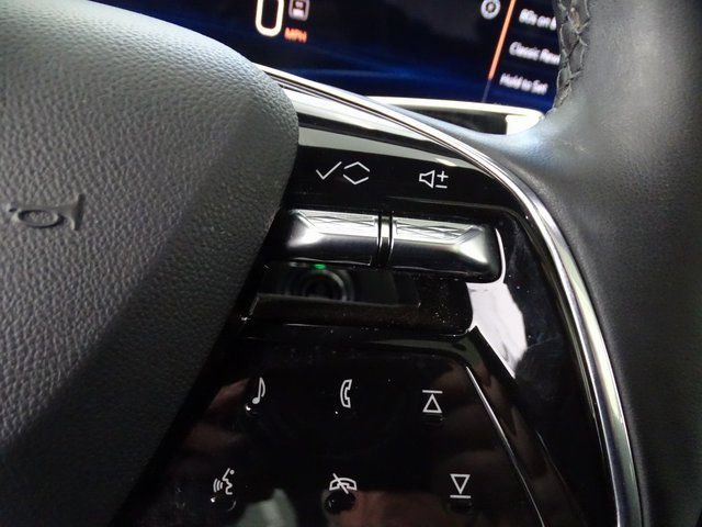 Certified 2024 Cadillac Lyriq Sport image 8