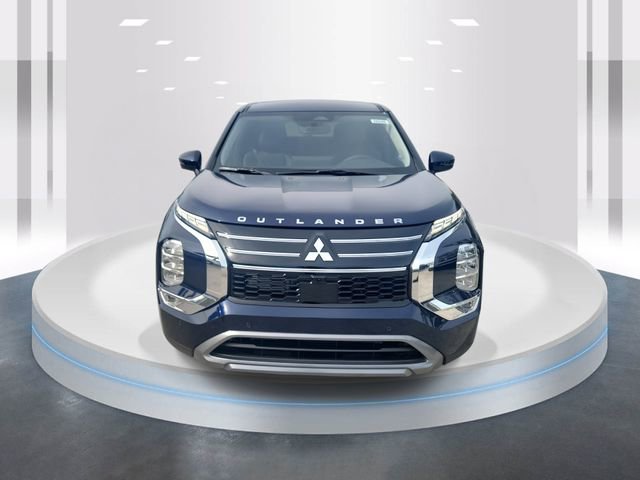 New 2026 Mitsubishi Outlander SE image 2