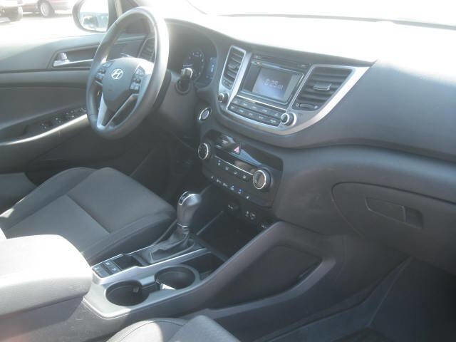 Used 2017 Hyundai Tucson Sport w/ Cargo Package image 21
