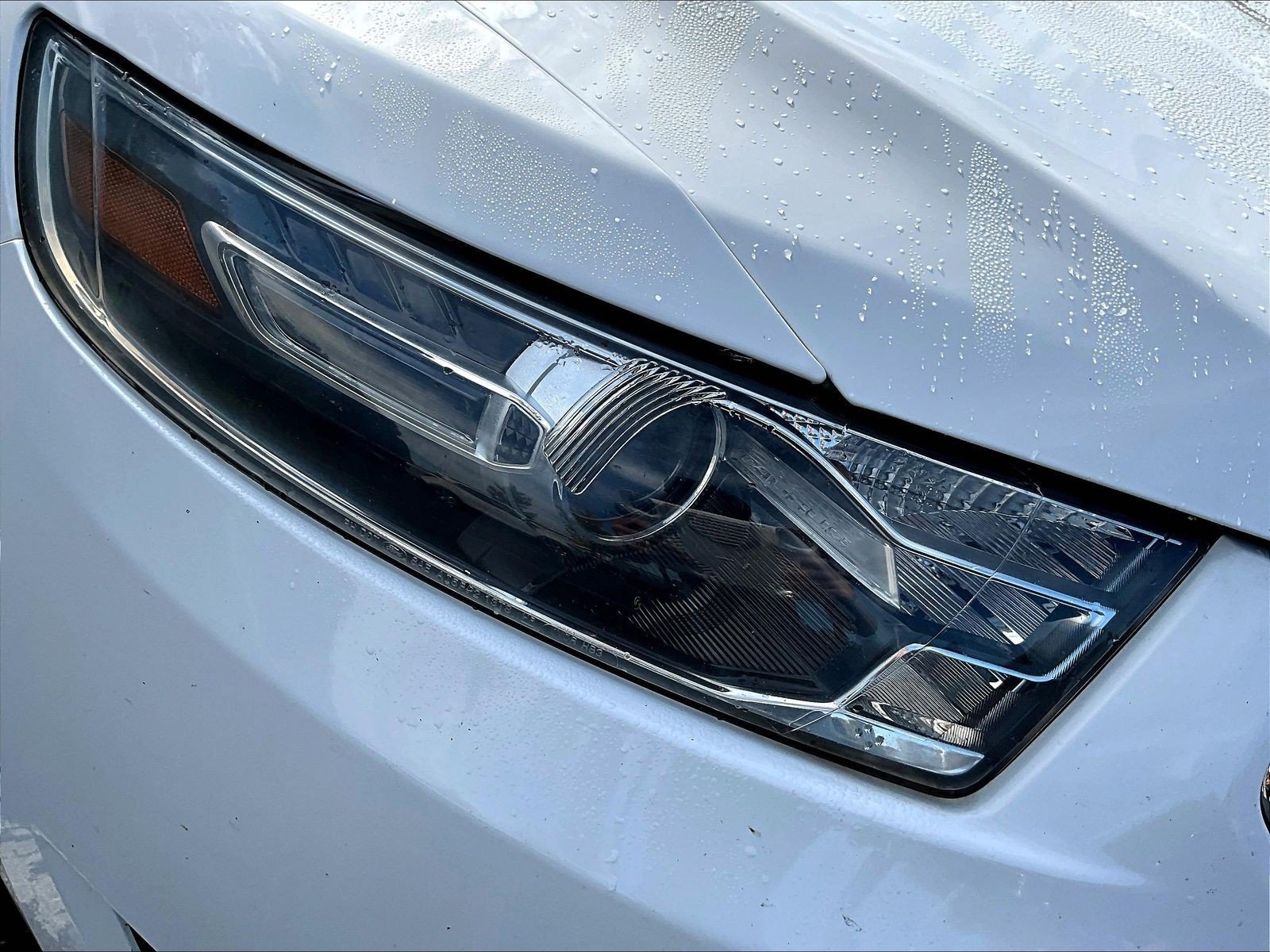 Used 2016 Ford Taurus SE FWD image 32