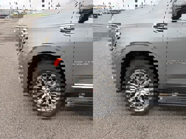 Used 2023 GMC Yukon Denali w/ Max Trailering Package image 11