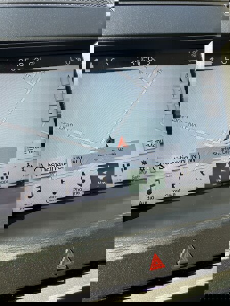 Used 2017 Ford Taurus Limited image 32