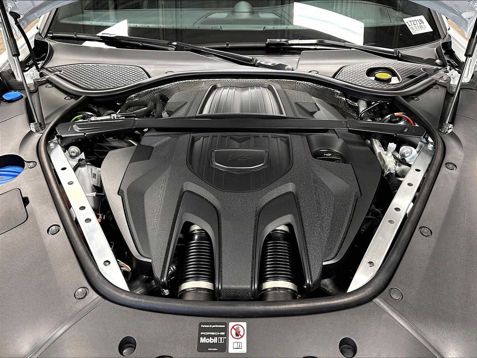 New 2026 Porsche Panamera 4 AWD/4WD image 34