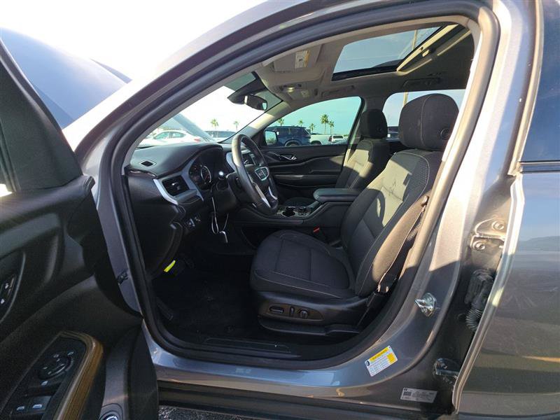 Used 2021 GMC Acadia SLE w/ Driver Convenience Package AWD/4WD image 8