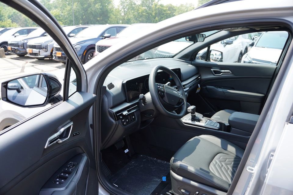 New 2026 Kia Sportage X-Line w/ X-Line Technology Package image 10