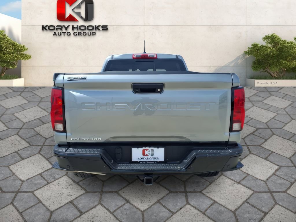 Used 2025 Chevrolet Colorado Trail Boss AWD/4WD image 3