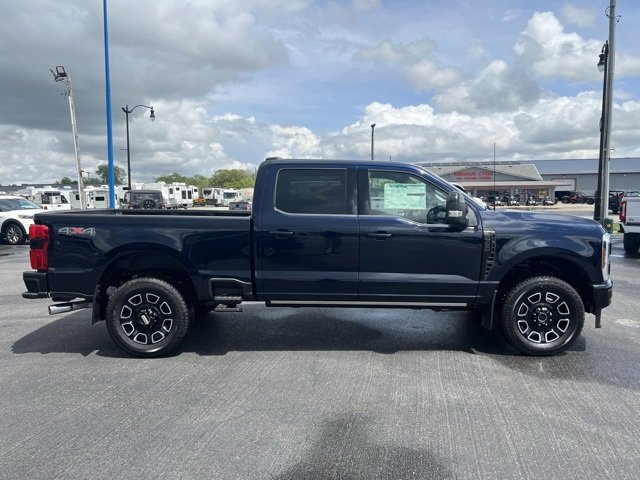 New 2025 Ford F350 Platinum image 2