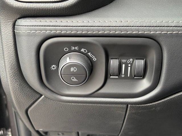 New 2026 RAM 2500 Rebel w/ Rebel Level 2 Equipment Group AWD/4WD image 25