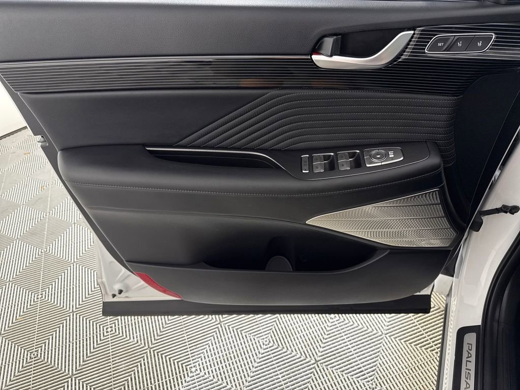 Used 2025 Hyundai Palisade Calligraphy AWD/4WD image 12