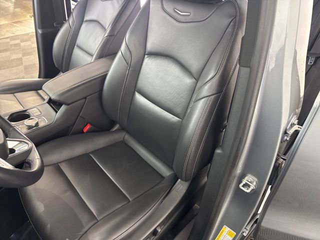 Used 2024 Cadillac XT4 Premium Luxury image 20
