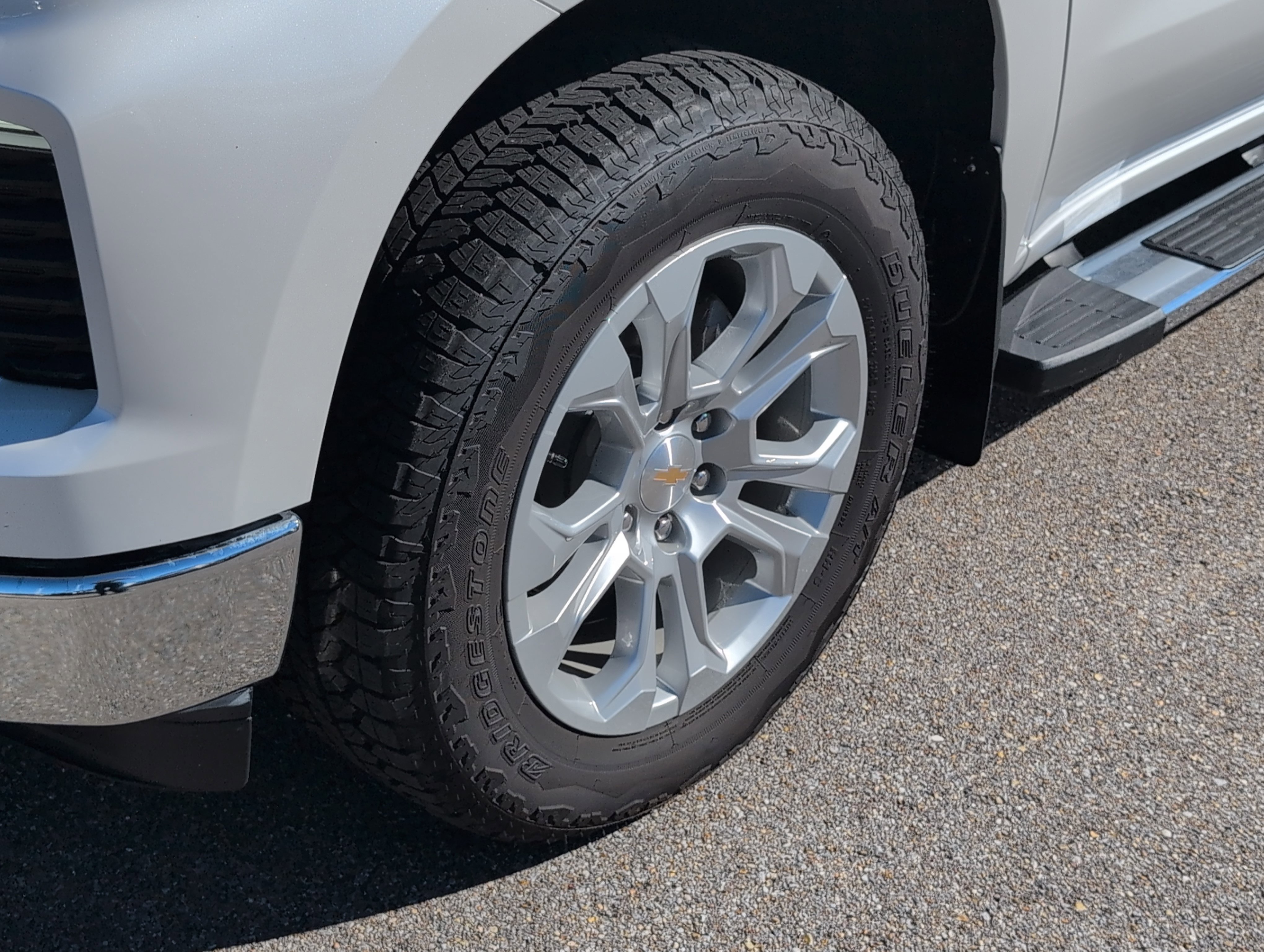 Used 2025 Chevrolet Silverado 1500 LTZ w/ Z71 Off-Road Package image 32