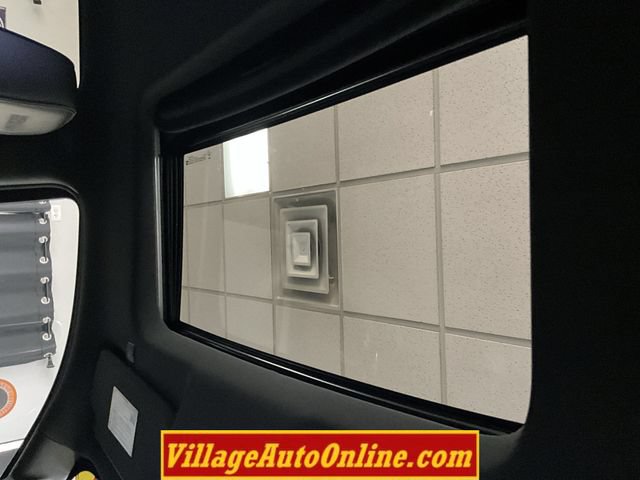 Used 2019 Chevrolet Silverado 1500 High Country w/ Technology Package AWD/4WD image 43