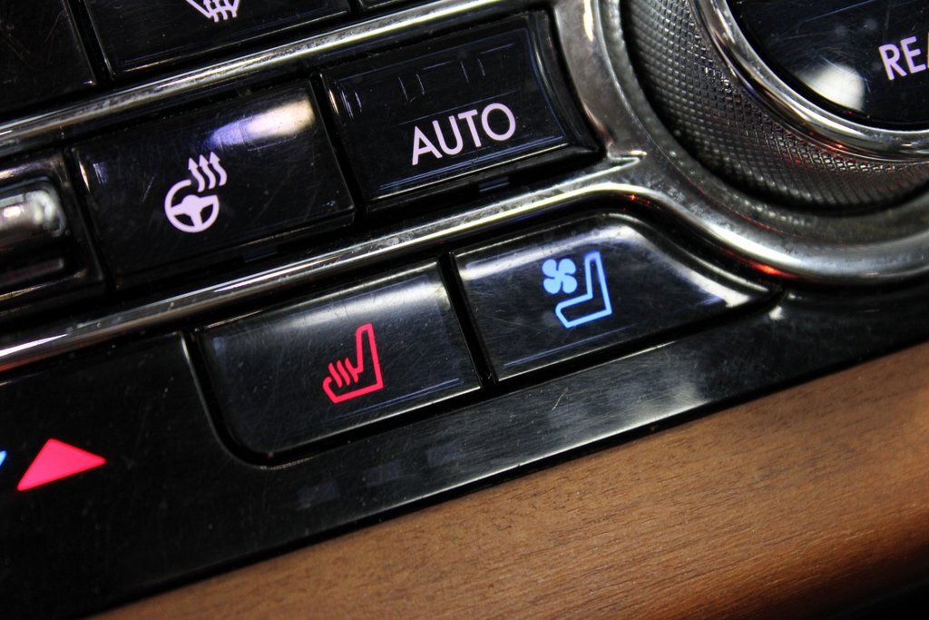 Used 2020 Lincoln Aviator Reserve w/ Equipment Group 201A image 4