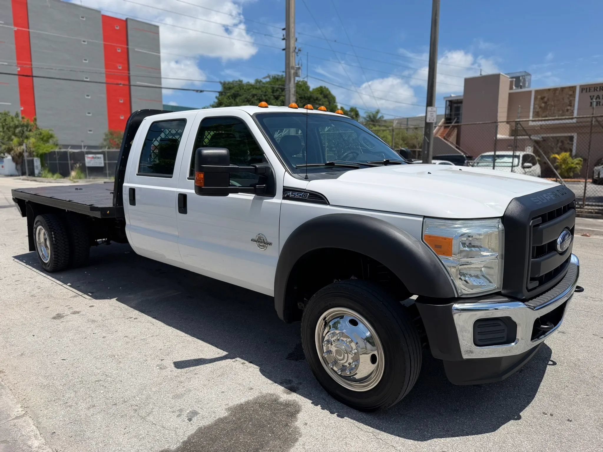Used 2016 Ford F550 2WD Crew Cab Super Duty w/ Power Equipment Group image 6