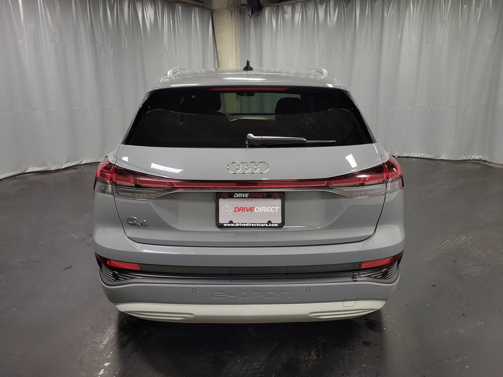 Used 2023 Audi Q4 e-tron Premium Plus image 7