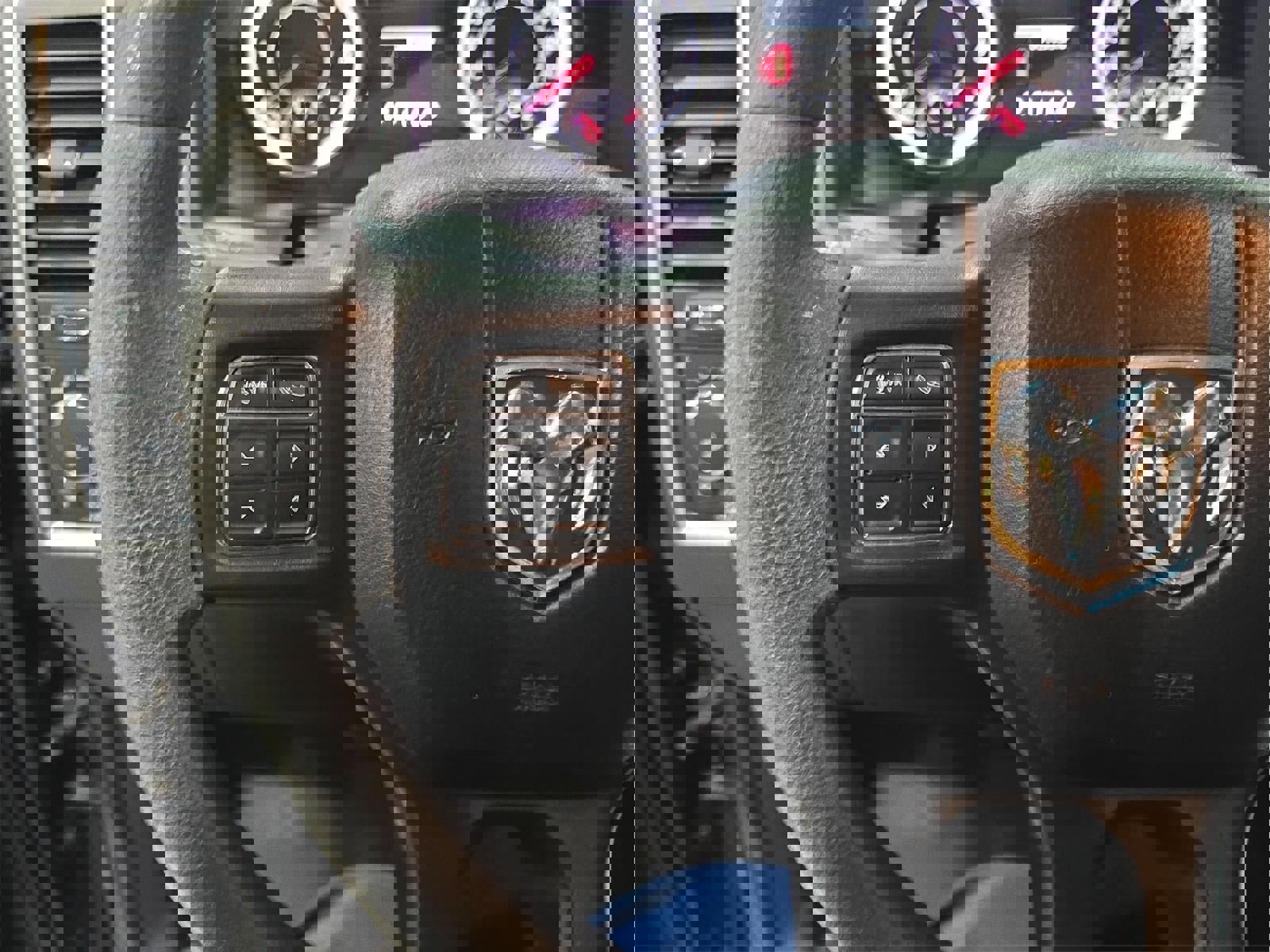 Used 2019 RAM 1500 Classic Warlock image 12