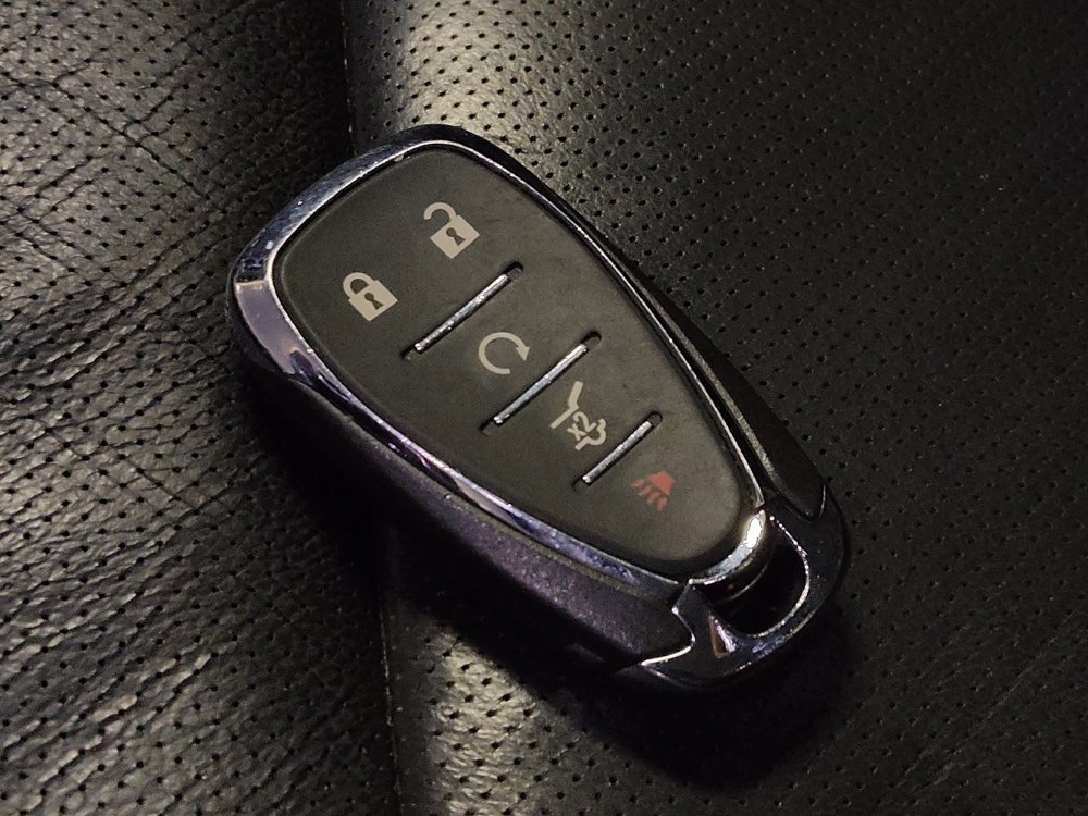 Used 2020 Chevrolet Traverse Premier FWD image 32