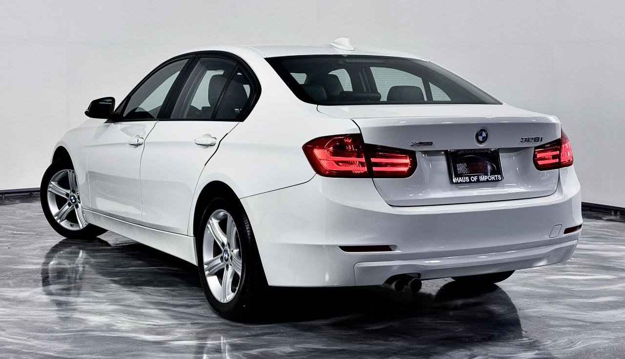 Used 2013 BMW 328i xDrive Sedan AWD/4WD image 11