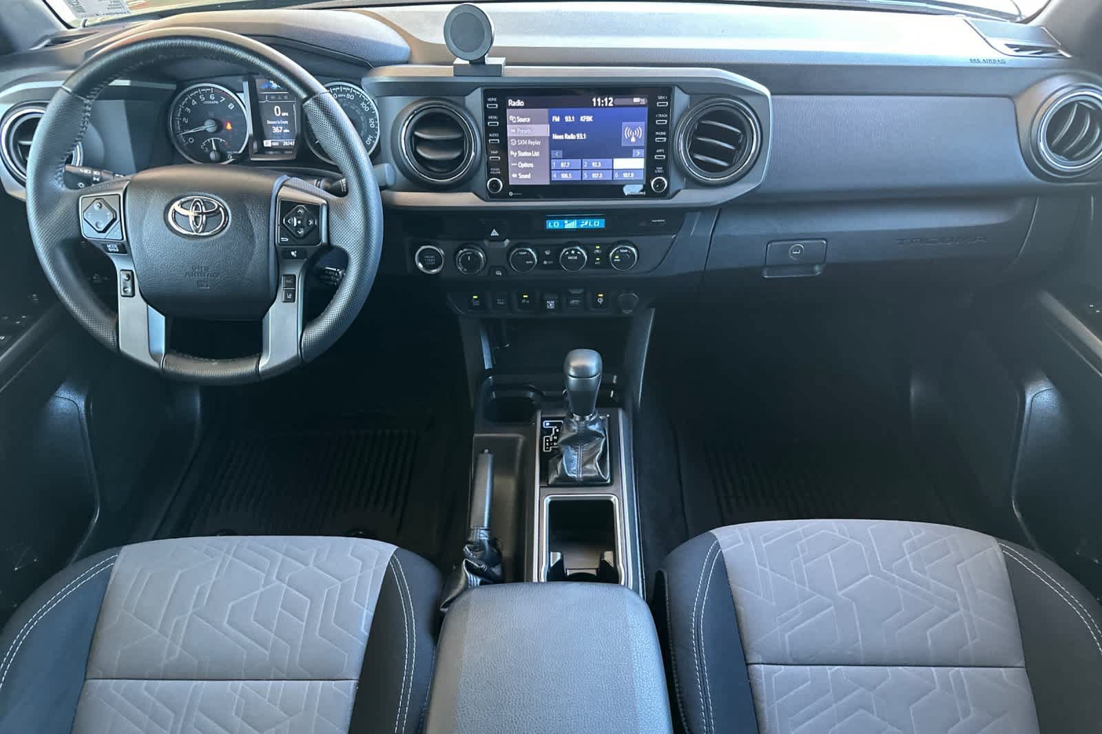 Used 2021 Toyota Tacoma TRD Off-Road w/ Technology Package AWD/4WD image 3
